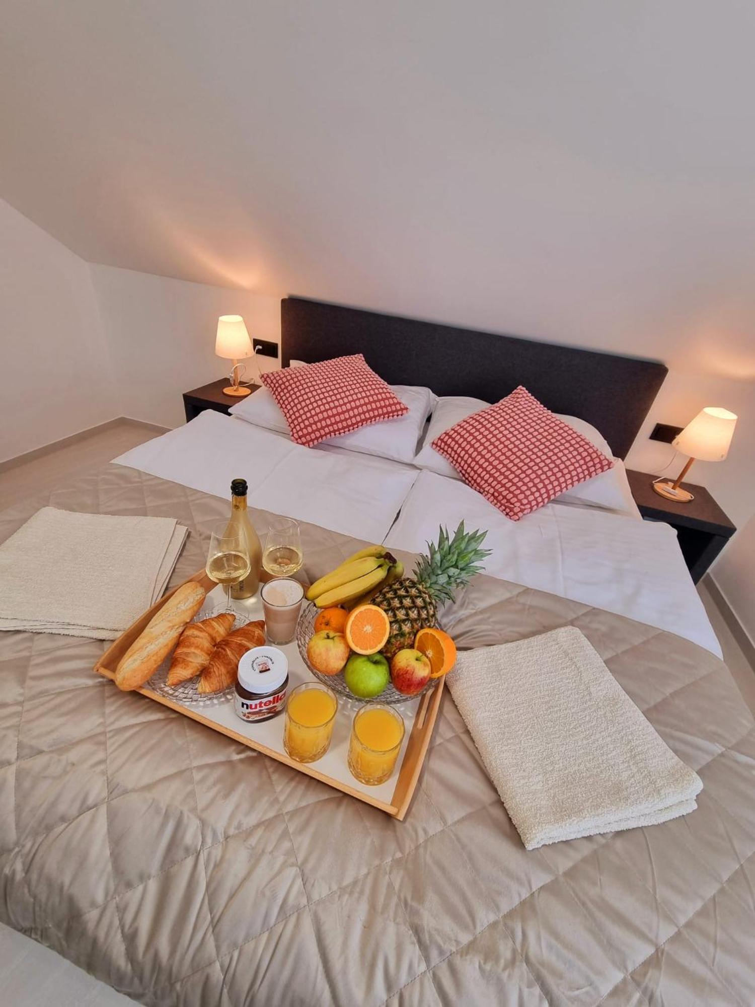 Ubytovani U Parku Lednice Extérieur photo